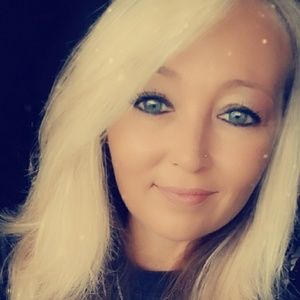 Meet your Posher, Christy